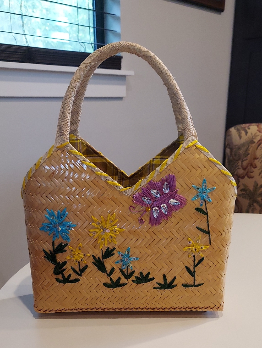 Vintage Straw Handbag Tote With Raffia Embroidered Flowers